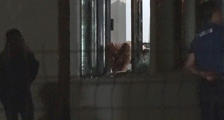 Eşiyle boşanma aşamasındaki koca sinir krizi geçirdi