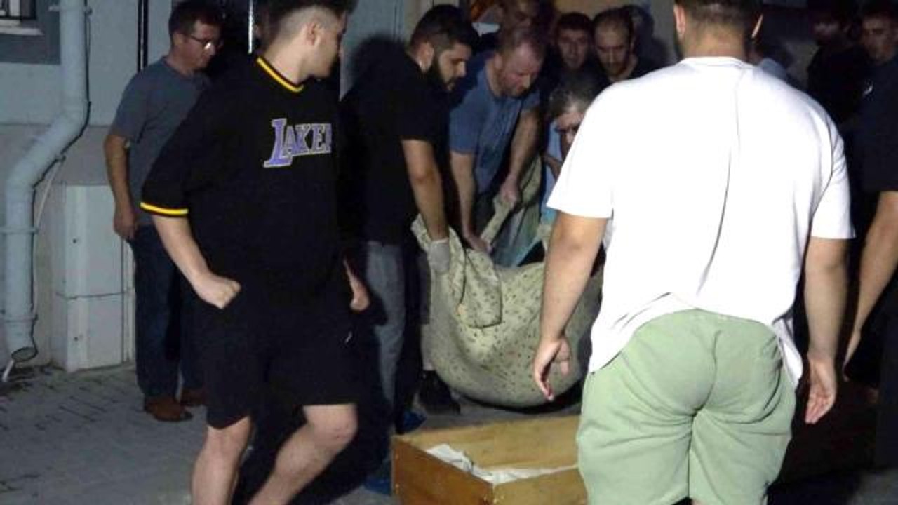 Bingöl haberleri... Genç aşçı apartmanın merdiveninde ölü bulundu