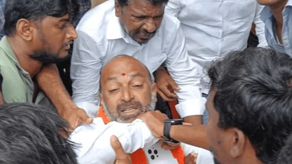 కవిత ఇంటి వద్ద ఉద్రిక్తత, అరెస్టులు *Political | Telugu OneIndia