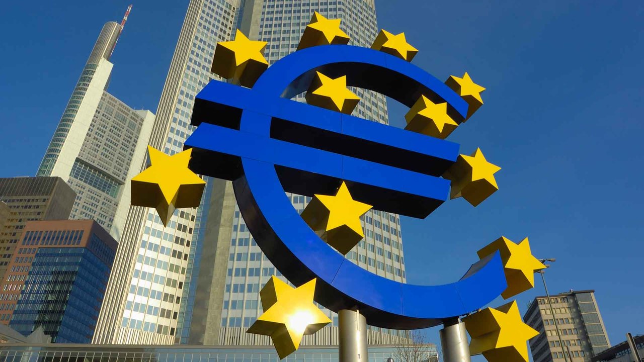 EZB erhöht Leitzins: Was bedeutet das und wer profitiert?