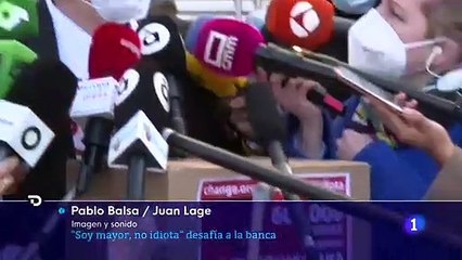 Presentación de las firmas de la campaña 'Soy mayor, no idiota'