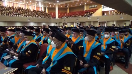 Ayah Brigadir J Terima Ijazah Brgadir j Sebagai Lulusan Terbaik Universitas Terbuka