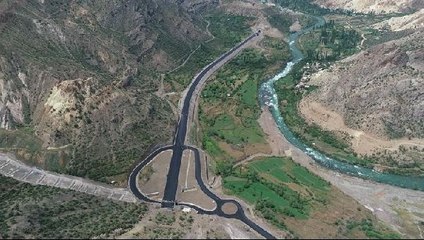 Artvin haber! Yusufeli Baraj yolunun 17 köprü ve 9 köprülü kavşağı tamamlandı