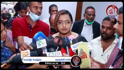 മുഖ്യമന്ത്രിയാണ് വ്യാജസര്‍ട്ടിഫിക്കറ്റ് വാങ്ങിത്തന്നത് എന്നോ മറ്റോ ചേച്ചി പറയുമോ എന്തോ !