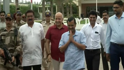 Are Delhi people happy with Kejriwal Sarkar? | C- Voter Survey