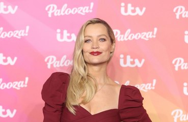 Former Love Island stars praise Laura Whitmore after she quits hosting the show