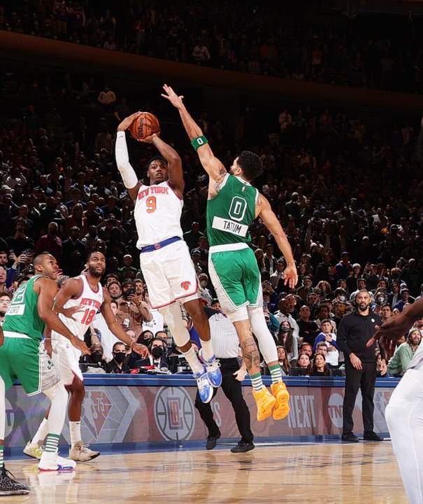 Clutch BuzzerBeaters from the 202122 NBA Season فيديو Dailymotion