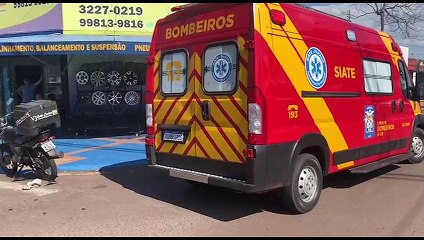 Jovem fica ferido após caminhonete e moto se envolverem em acidente no Bairro São Cristóvão