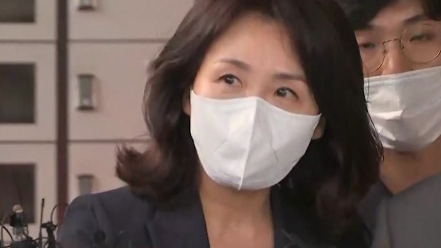 '법카 유용 의혹' 김혜경 5시간 조사 뒤 귀가...질문엔 '묵묵부답' / YTN