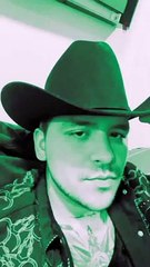 ¿Christian Nodal se borró los tatuajes del rostro?