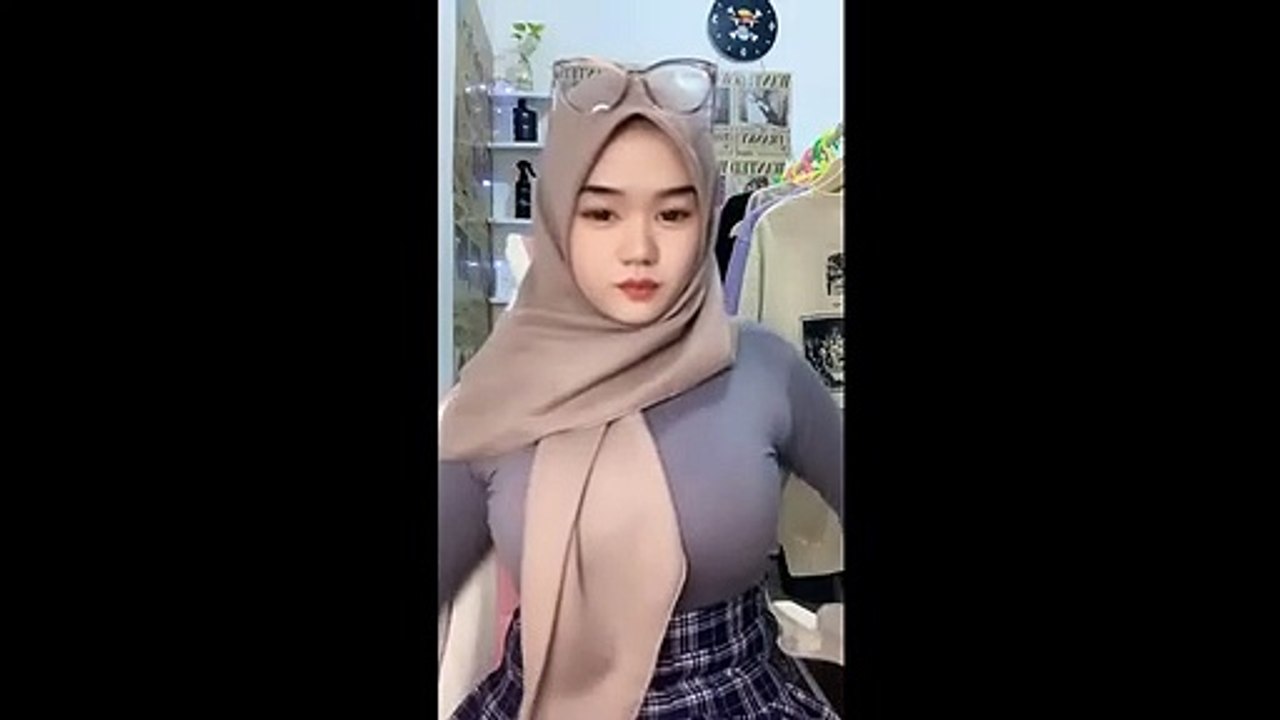 JANGAN NONTON SENDIRIAN - Jilbab Joget Sampe Bikin Ngilu