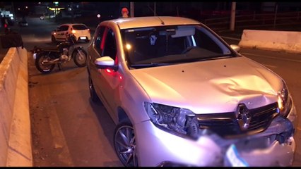 Motoboy fica ferido em forte colisão em Cascavel