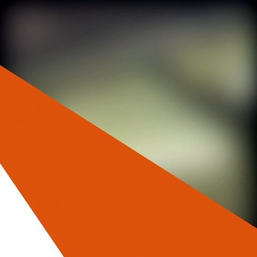 Des passagers d'un avion envoient des photos dénudées au pilote via AirDrop, il s'emporte et menace d'annuler le vol