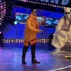 stage pe aa gaya Akshay Kumar ka duplicate fir
