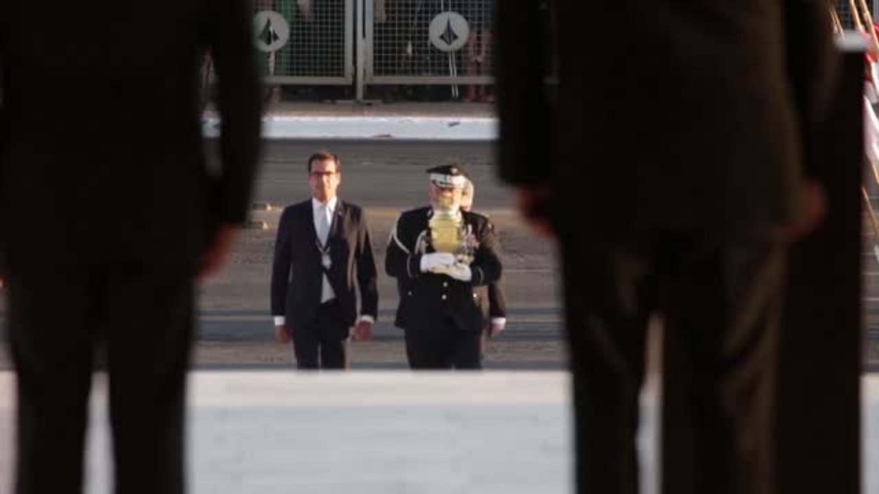 Brasil recibe con honores militares el corazón embalsamado del rey portugués que declaró la independencia del país