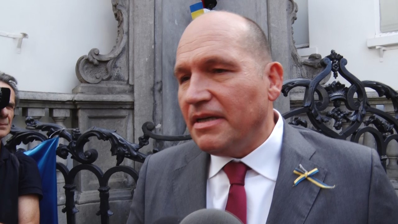 Philippe Close, bourgmestre de Bruxelles : "La capitale de l'Europe continue à soutenir l'Ukraine"