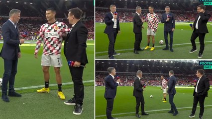 Cristiano Ronaldo, kendisini eleştiren Jamie Carragher'a canlı yayında tepki gösterdi