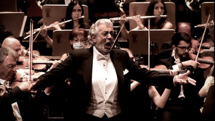 Plácido Domingo niega su relación con una secta argentina de trata