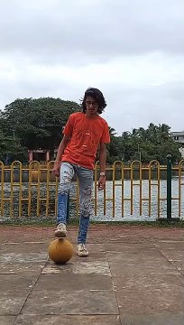 Football Freestyler Tricks For Beginners