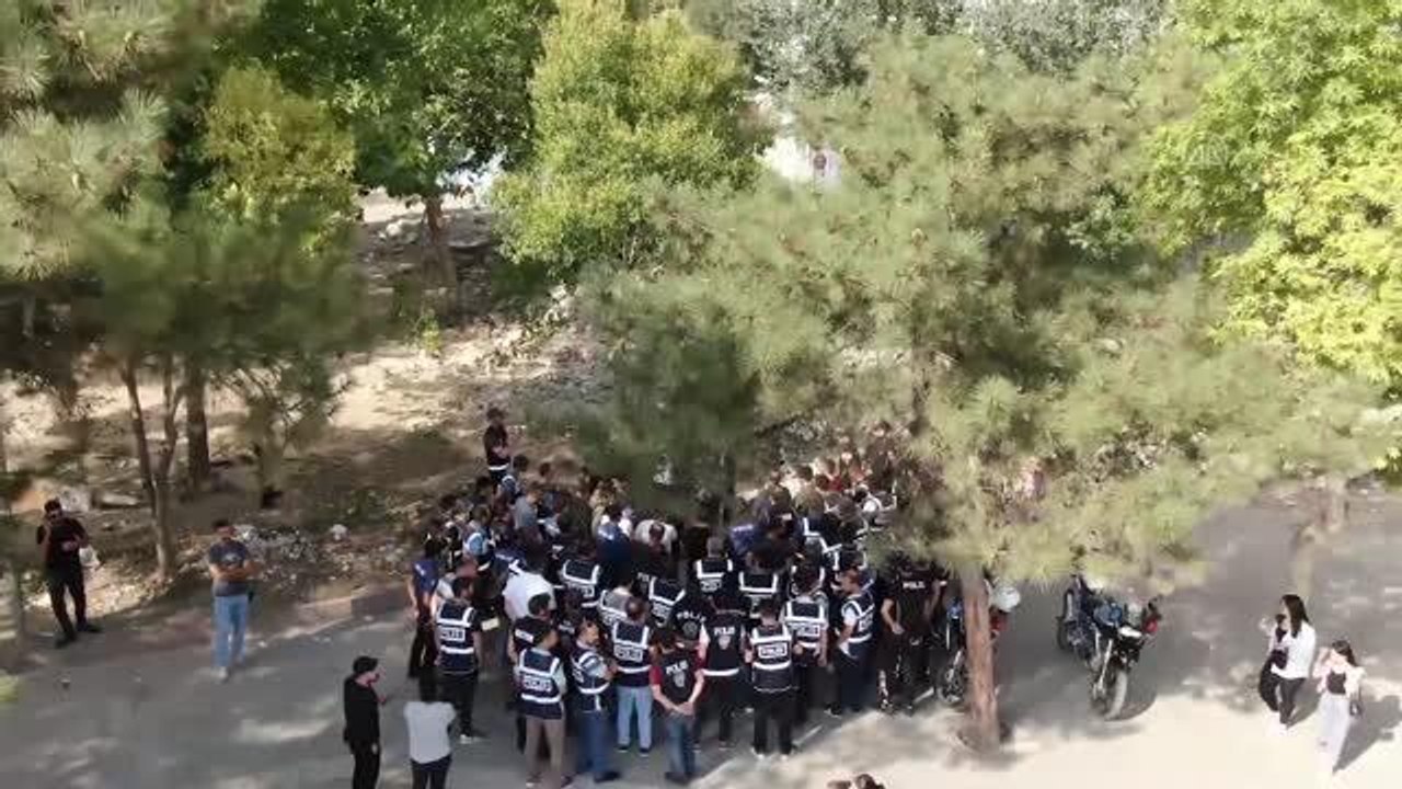 Asayiş uygulamasında çeşitli suçlardan aranan 6 şüpheli yakalandı