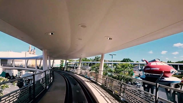 Tomorrowland Transit Authority PeopleMover (Walt Disney World - Orlando, Florida) - Daytime Wedway PeopleMover POV Ride
