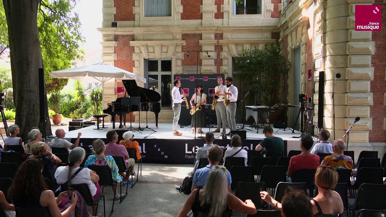 Improvisation : Le barbu à longue flûte (The bearded man and his long flute)