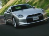 Nissan raises bar with GT-R supercar