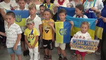 Ukraynalılar, ülkelerinin bağımsızlık gününde milli marşlarını okudu
