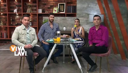 Reportero rescata a una mujer atrapada en inundación