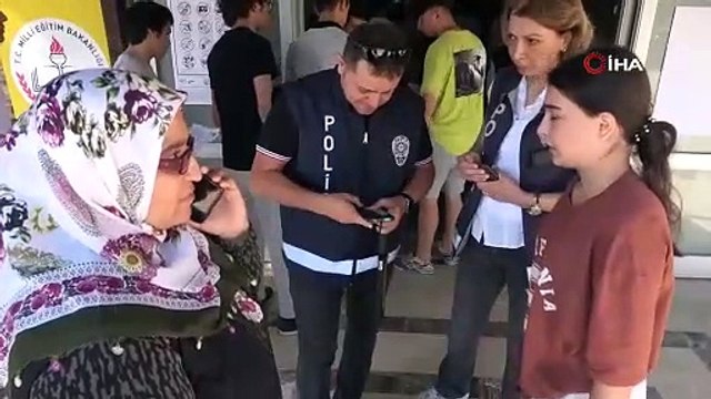 YKS günü Türkiye'yi ağlatan o kız üniversiteyi kazandı