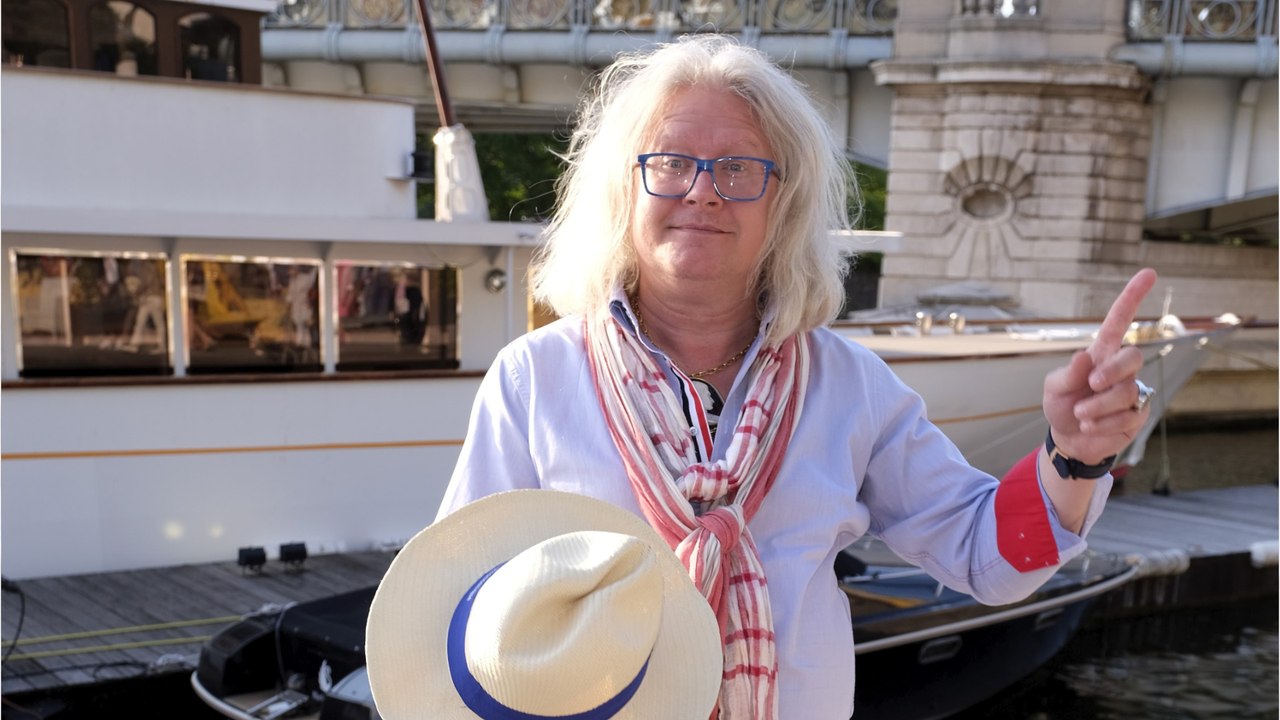 GALA VIDEO - Pierre-Jean Chalençon “effondré” : son Palais Vivienne endommagé