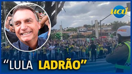 Apoiadores aguardam Bolsonaro para motociata em BH