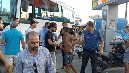 Son dakika haberi... BODRUM'DA TEKNE SAHİBİ İLE MÜŞTERİ KAVGASINDA 1 POLİS YARALANDI