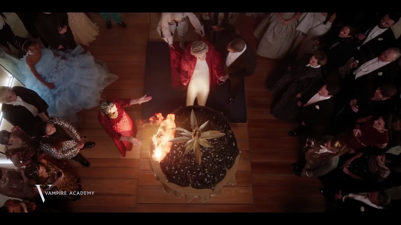 Vampire Academy New Trailer