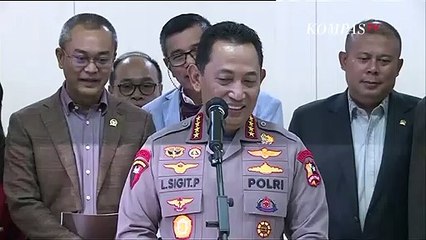 Reaksi Kapolri Ditanya Isu Jenderal Bintang Tiga Mundur dan Bagan Konsorsium 303
