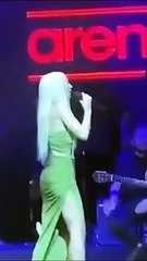 Şarkıcı Gülşen hakkında 'imam hatip' soruşturması  başlatıldı