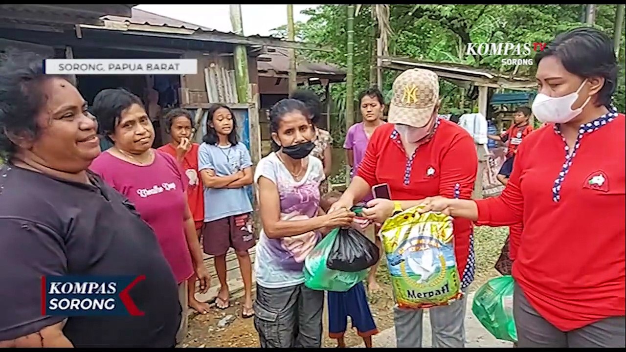 PWP Salurkan Ratusan Sembako Bagi Warga Korban Banjir