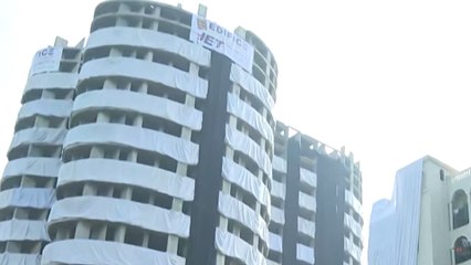 Twin Tower Update: ट्विन टावर के पास से स्ट्रीट डॉग्स को किया जा रहा शिफ्ट