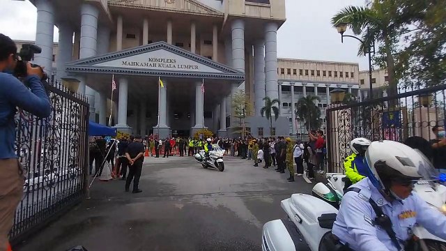 Datuk Seri Najib Razak leaves Kuala Lumpur Court Complex, August 25, 2022.
