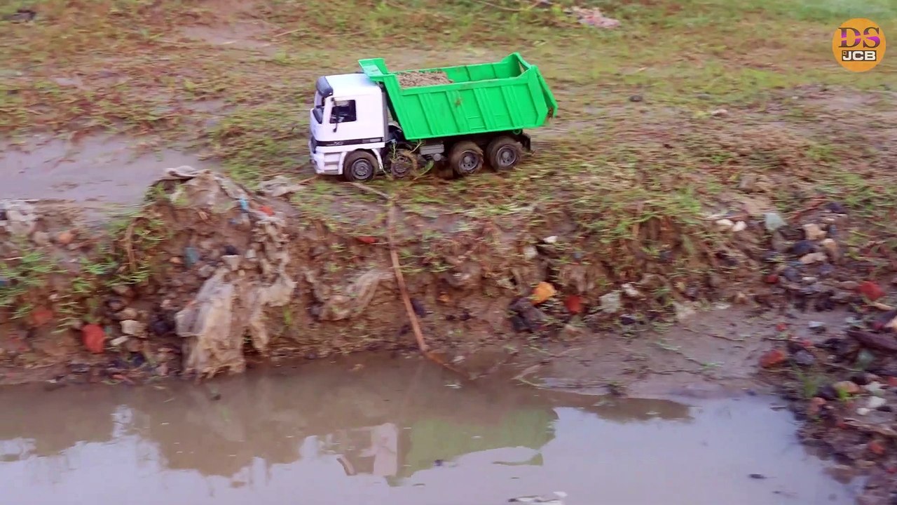 Dump Truck Accident River Pulling Out Tractor __ Tata Truck __ JCB __ Tractor __ CS TOY __ DS TOY