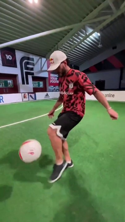 Guess who? Ronaldo
