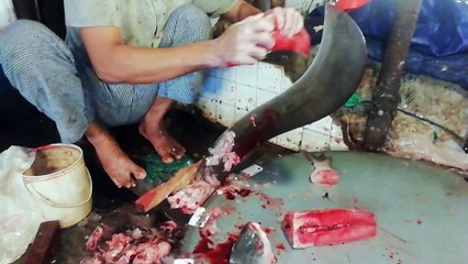 Wow! How fish cutting skills