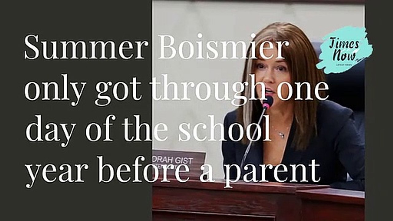 Teacher quits in protest after being punished for banned books sign