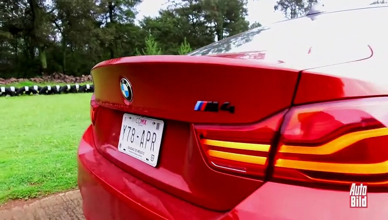 Bmw M4 Y Bmw Nine T Racer- Dupla Alemana En Accion
