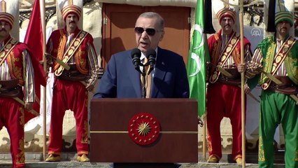 Cumhurbaşkanı Erdoğan: "Ahlat ve Malazgirt, medeniyetimizi yeniden yükseltme irademizin adıdır"