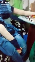 Hombre asegura que su novia es una muñeca de trapo