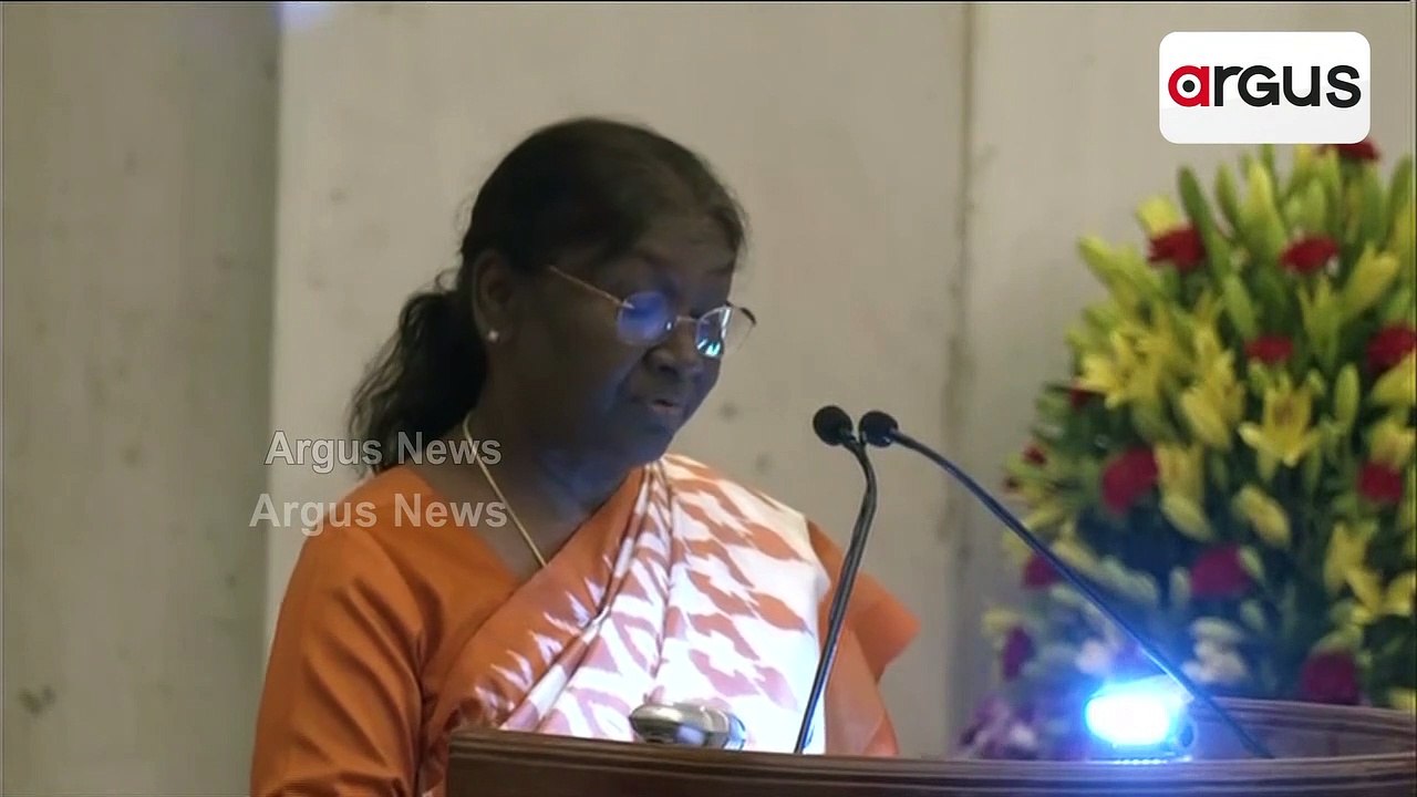 President Murmu Meets IAS Officers At Rashtrapati Bhavan; Urges Them To Work With Empathy