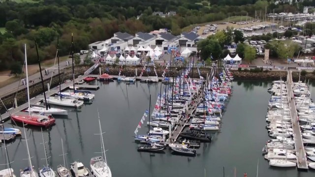 LA SOLITAIRE DU FIGARO 2022 : LE VILLAGE DE LA SOLITAIRE DU FIGARO À PORT-LA-FORÊT
