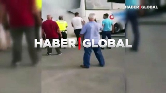 Şehirler arası otobüsten yükselen dumanlar paniğe sebep oldu