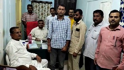 सेवानिवृत्ति से पांच दिन पहले डीईओ रिश्वत लेते गिरफ्तार